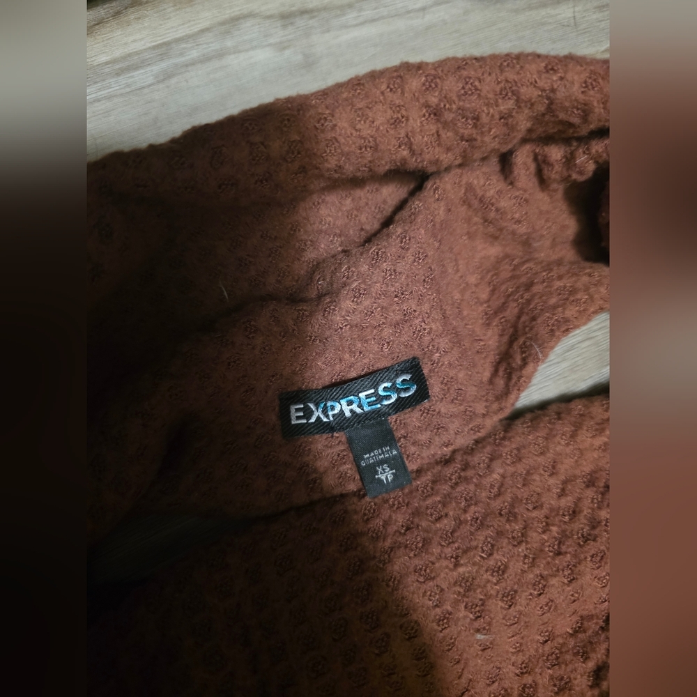 Express Textured Rust Waffle Knit Top - Picture 2 of 3
